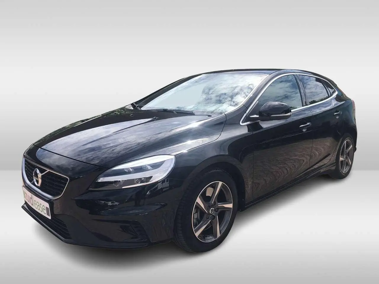 Photo 1 : Volvo V40 2018 Diesel