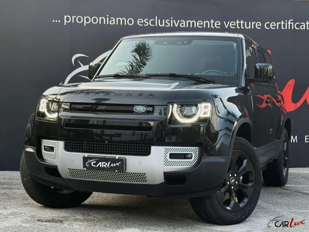 Photo 1 : Land Rover Defender 2021 Diesel