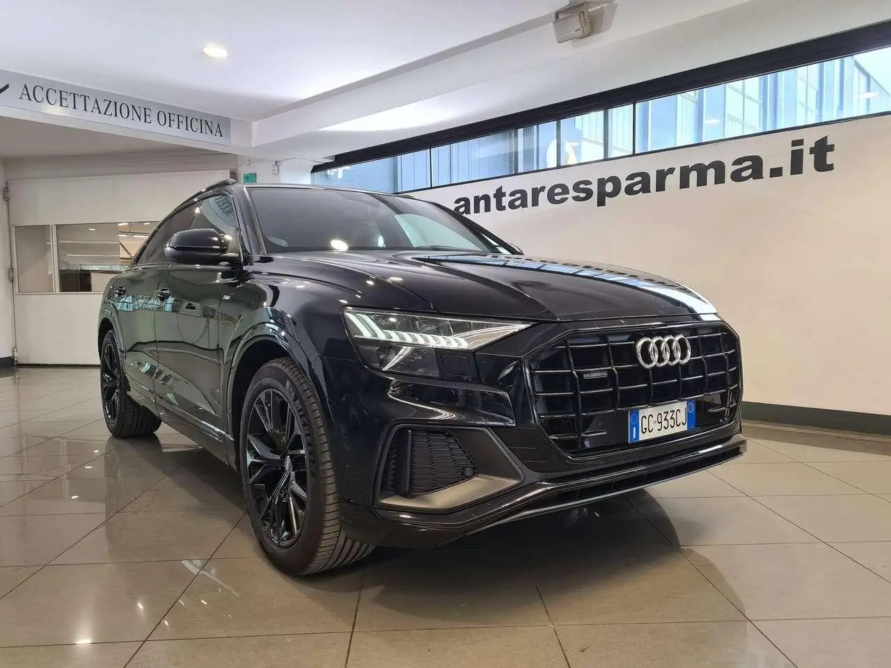 Photo 1 : Audi Q8 2020 Hybrid