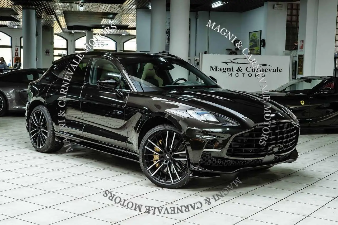 Photo 1 : Aston Martin Dbx 2022 Essence