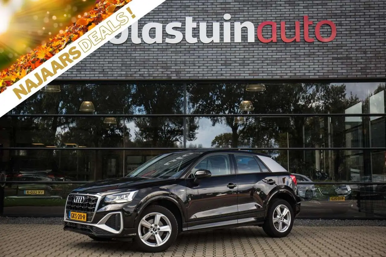 Photo 1 : Audi Q2 2021 Essence