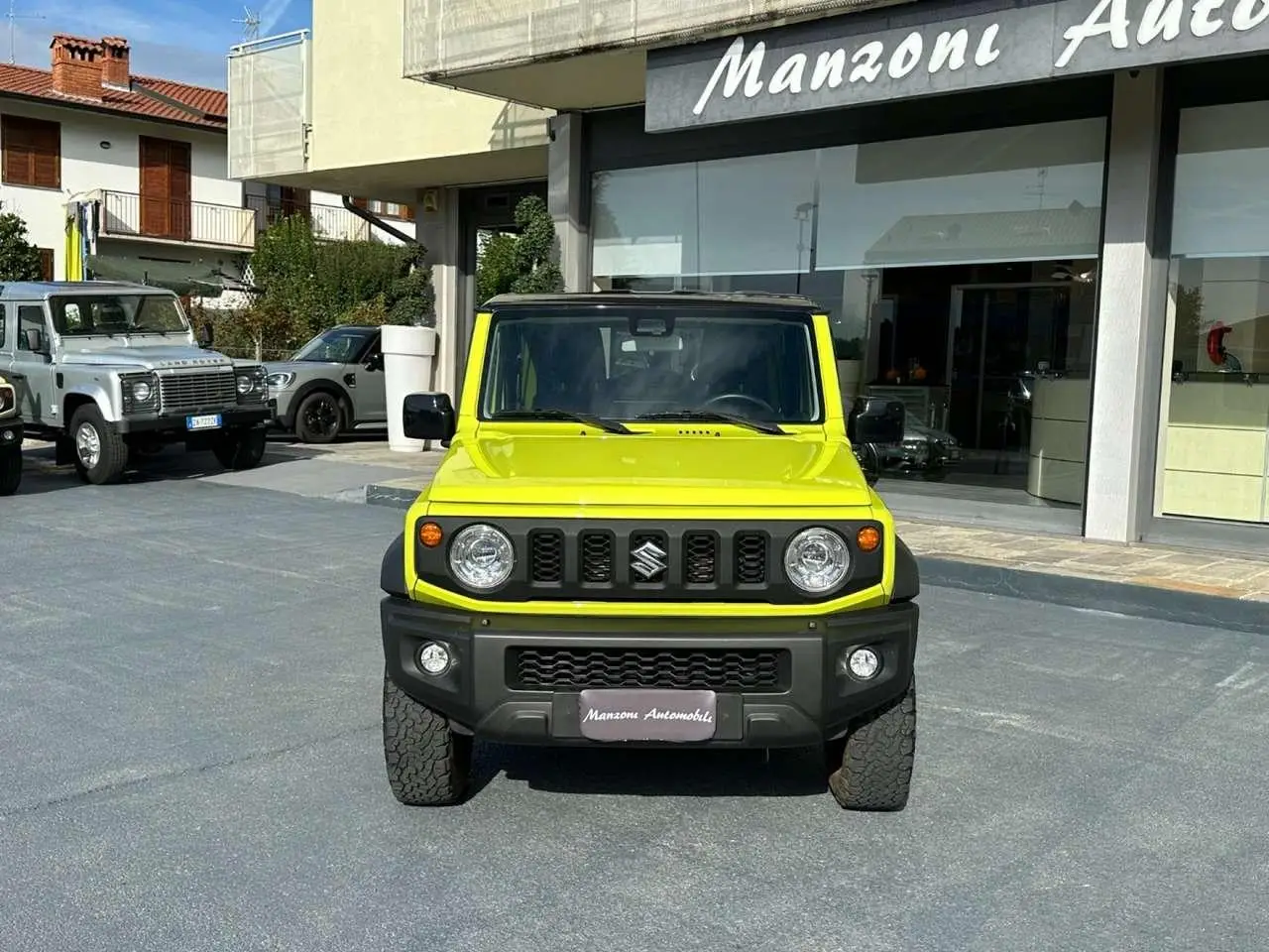 Photo 1 : Suzuki Jimny 2019 Petrol