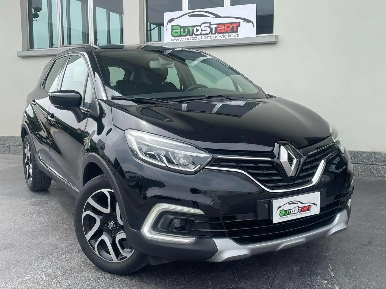 Photo 1 : Renault Captur 2017 Essence