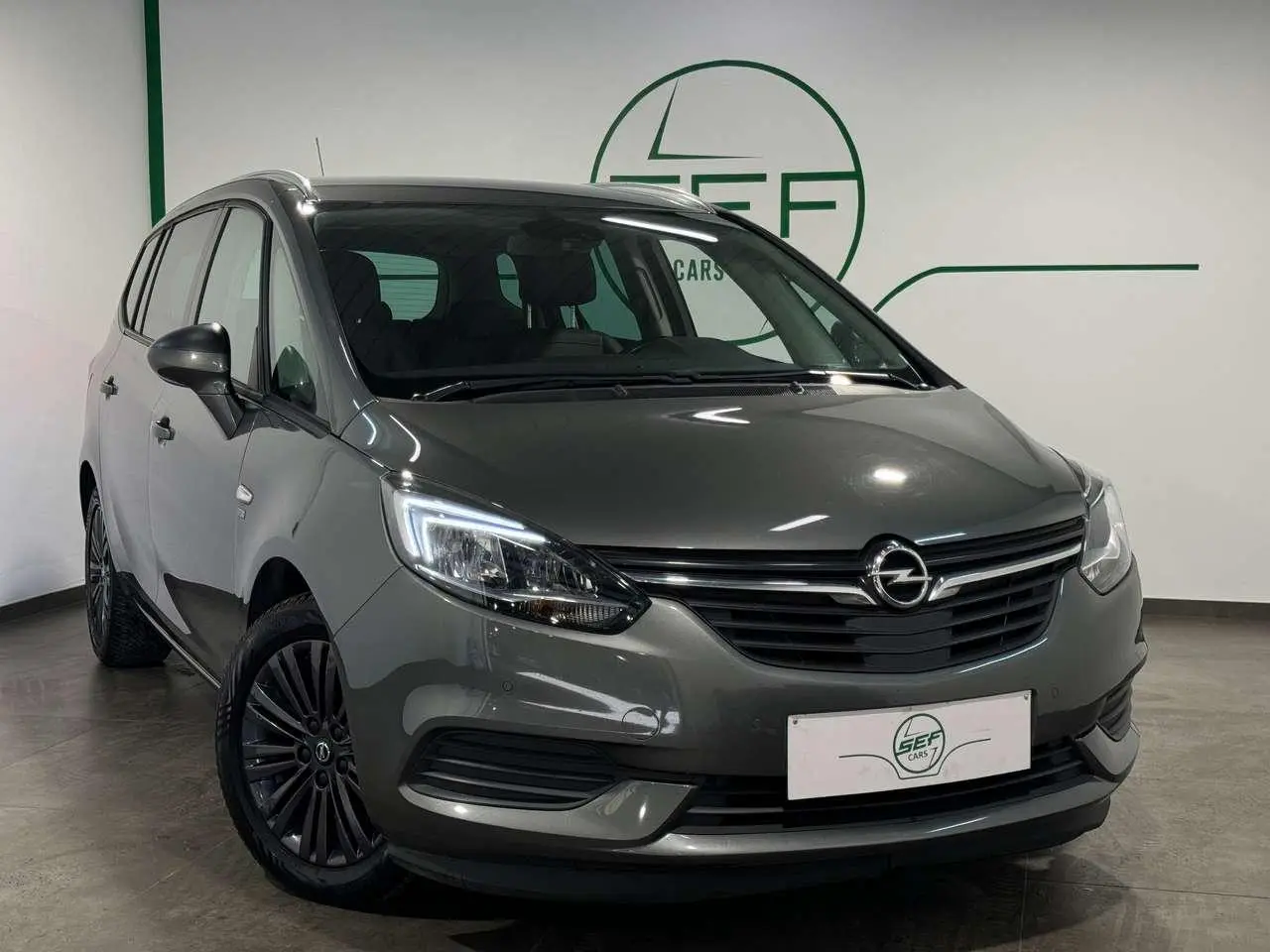 Photo 1 : Opel Zafira 2019 Diesel