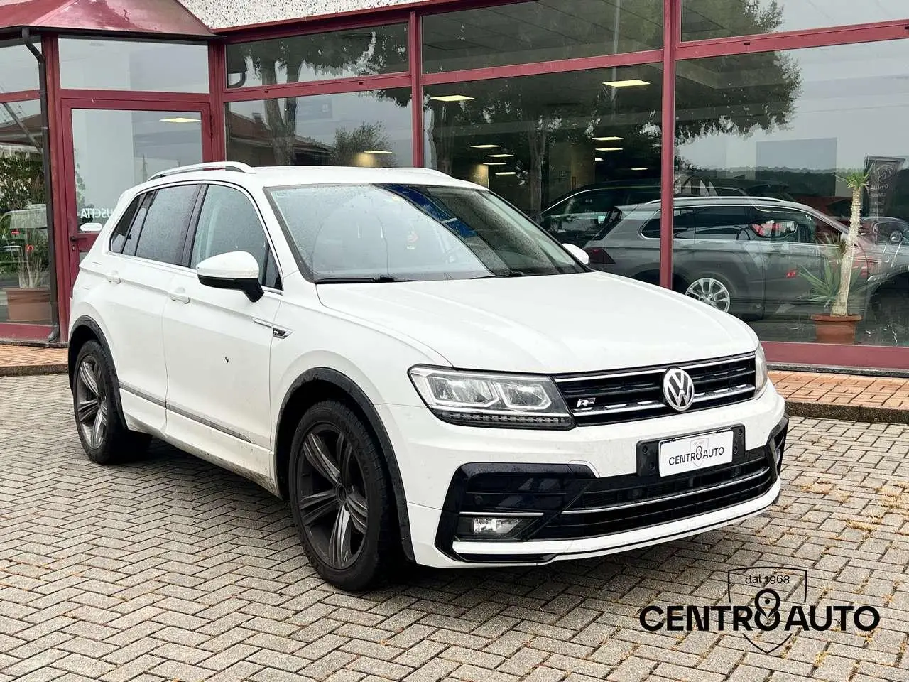 Photo 1 : Volkswagen Tiguan 2019 Essence