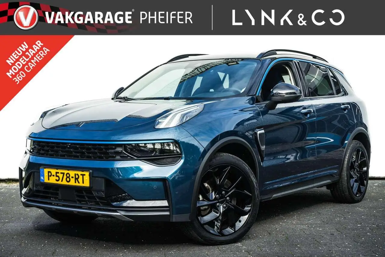 Photo 1 : Lynk & Co 01 2022 Hybrid