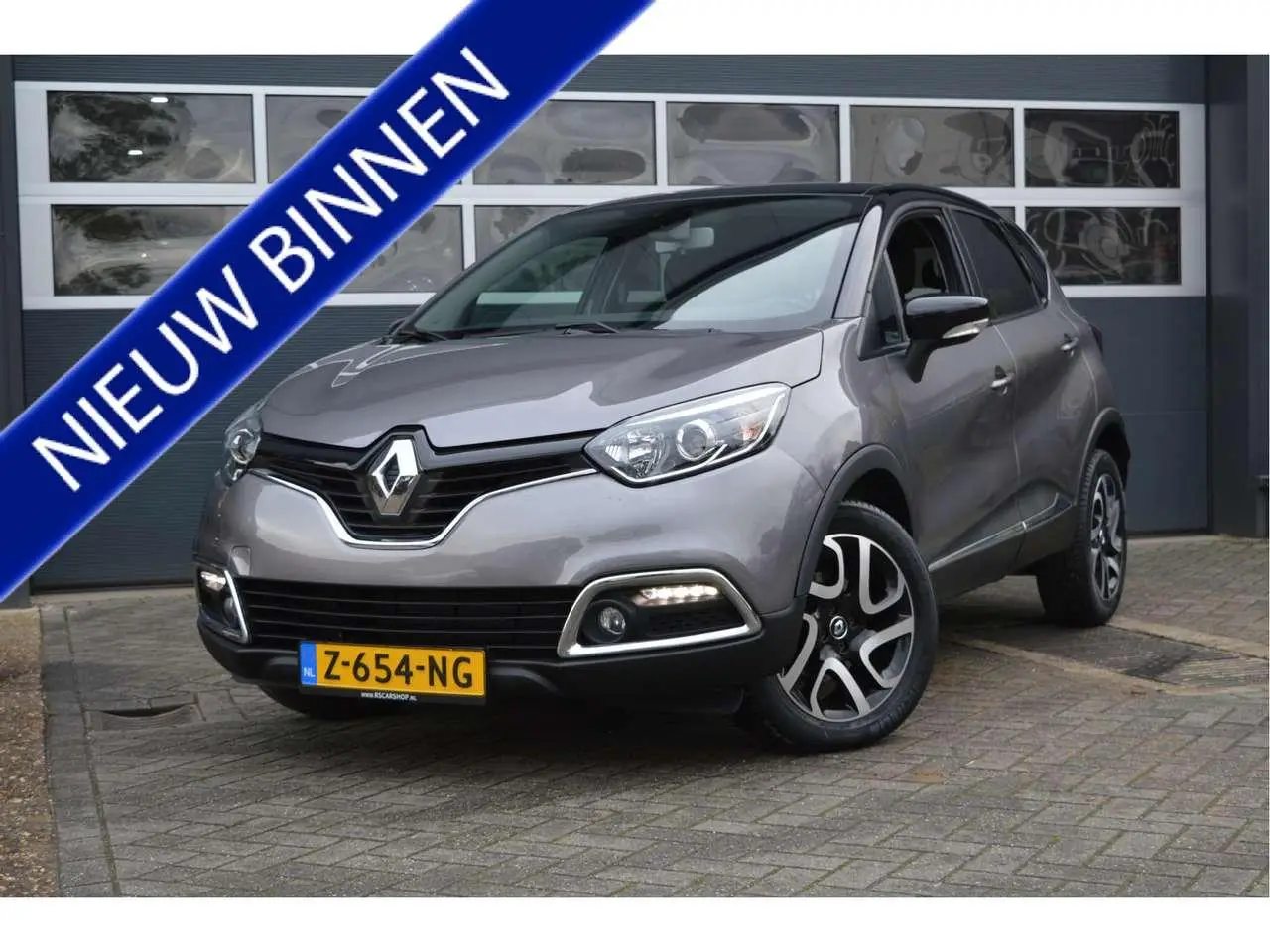 Photo 1 : Renault Captur 2017 Essence