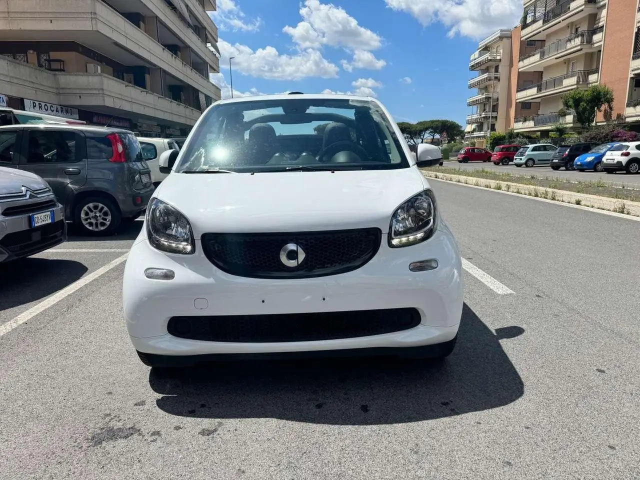 Photo 1 : Smart Fortwo 2019 Petrol