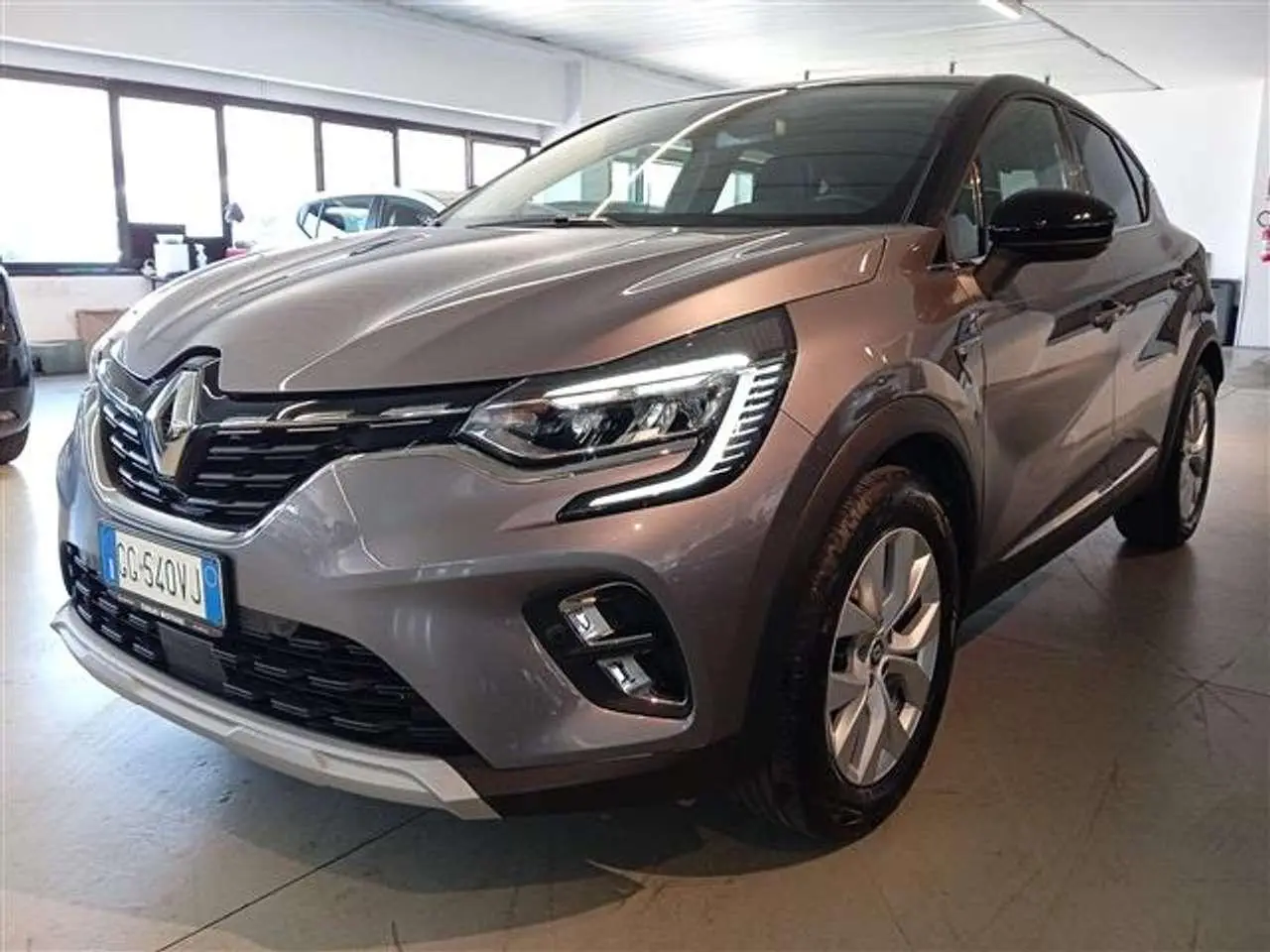 Photo 1 : Renault Captur 2022 Essence