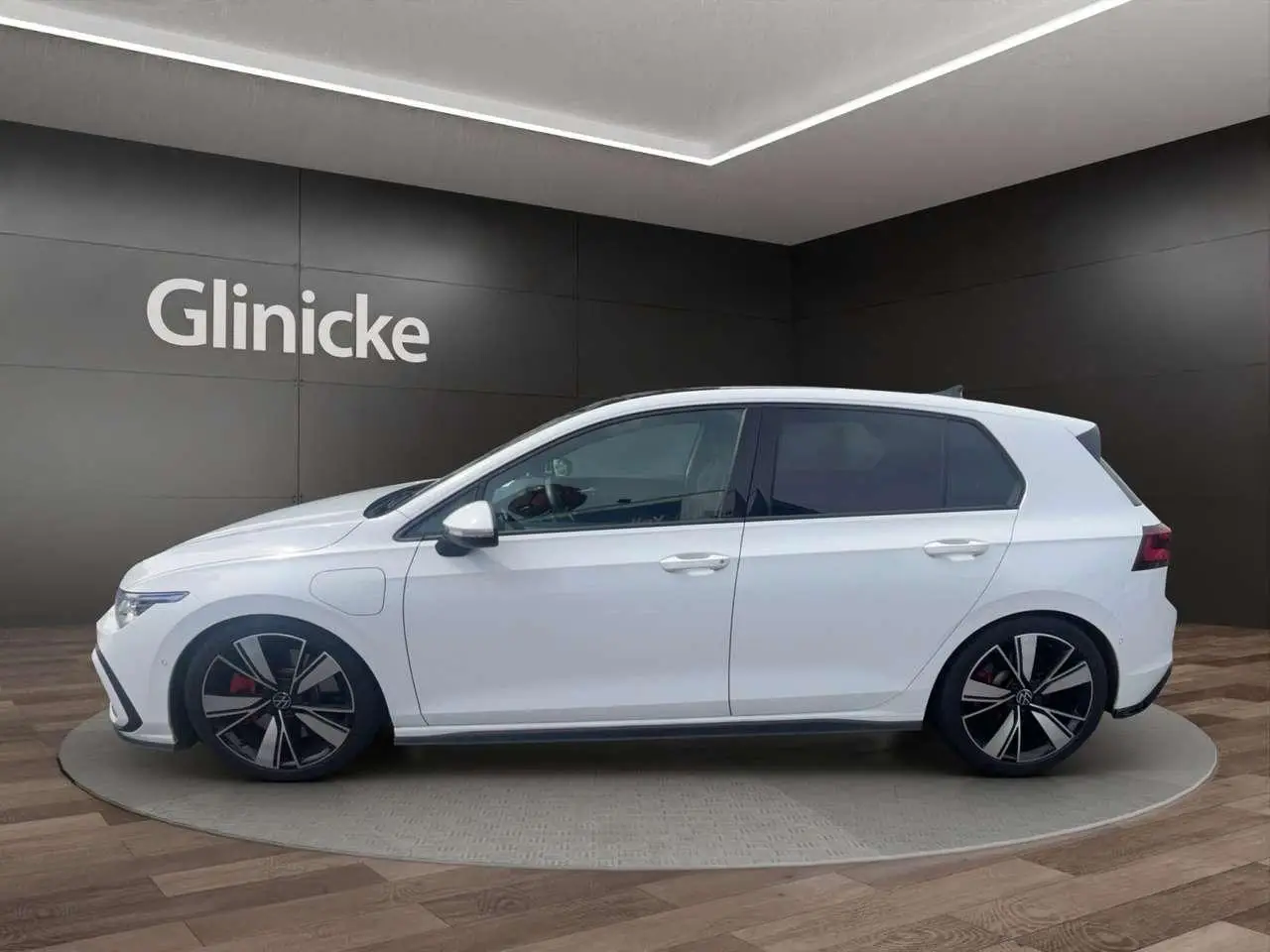 Photo 1 : Volkswagen Golf 2021 Hybride