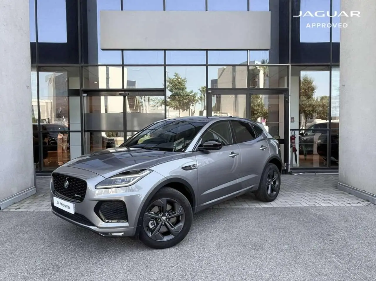 Photo 1 : Jaguar E-pace 2023 Others