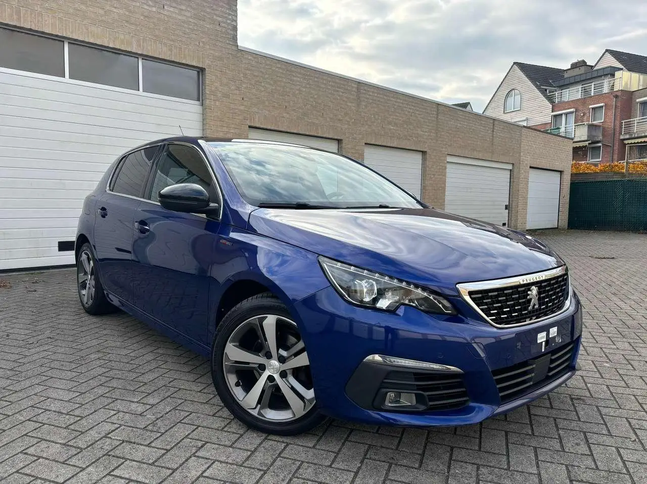 Photo 1 : Peugeot 308 2019 Essence