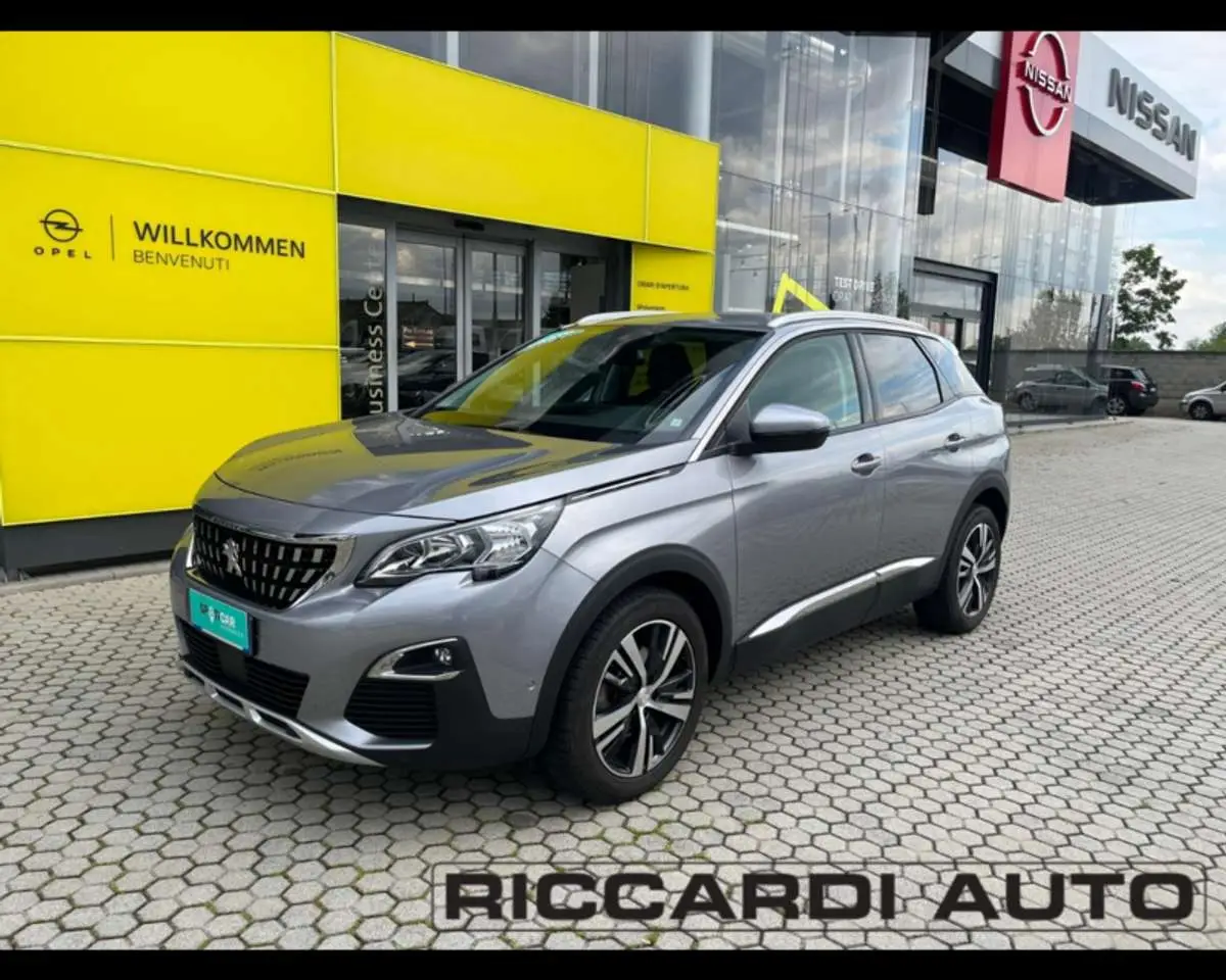 Photo 1 : Peugeot 3008 2017 Diesel