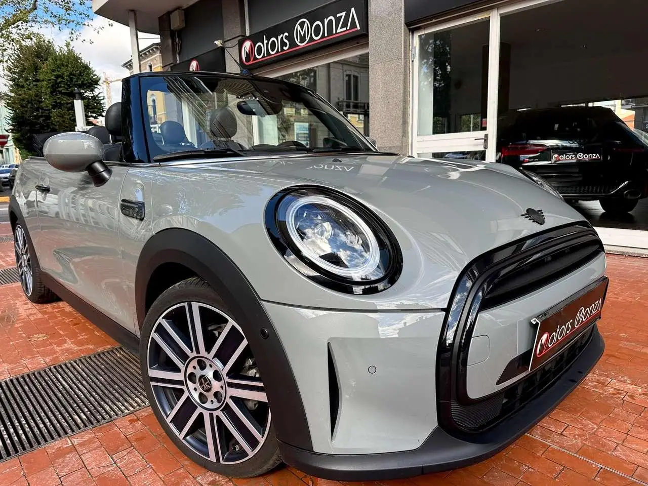 Photo 1 : Mini Cooper 2022 Petrol