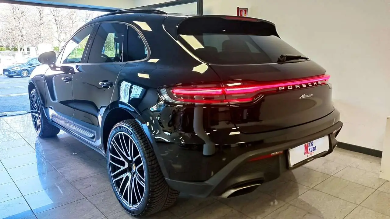 Photo 1 : Porsche Macan 2022 Petrol