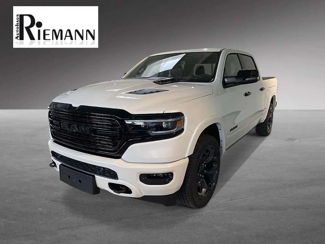 Photo 1 : Dodge Ram 2024 Essence