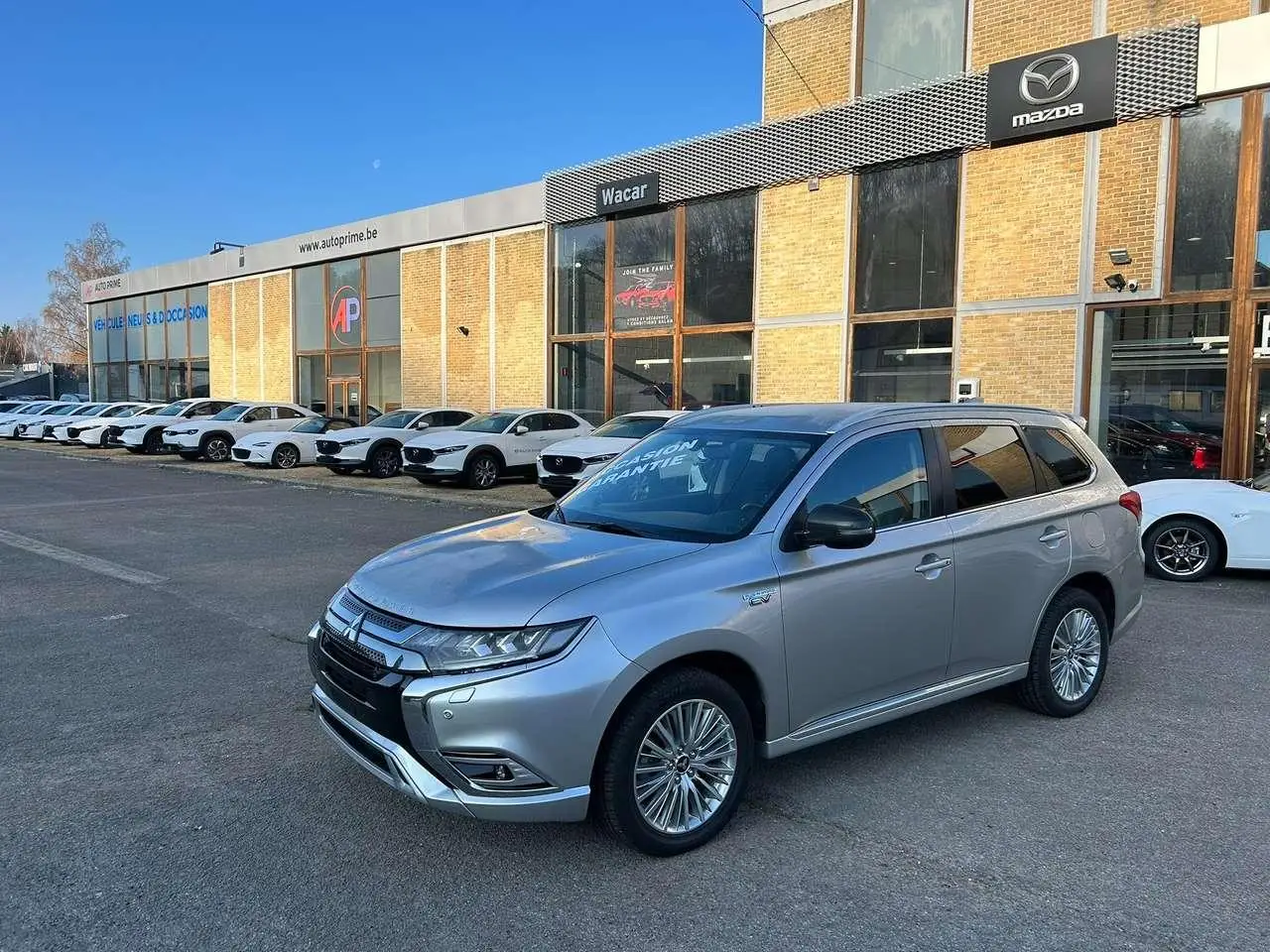 Photo 1 : Mitsubishi Outlander 2019 Hybride