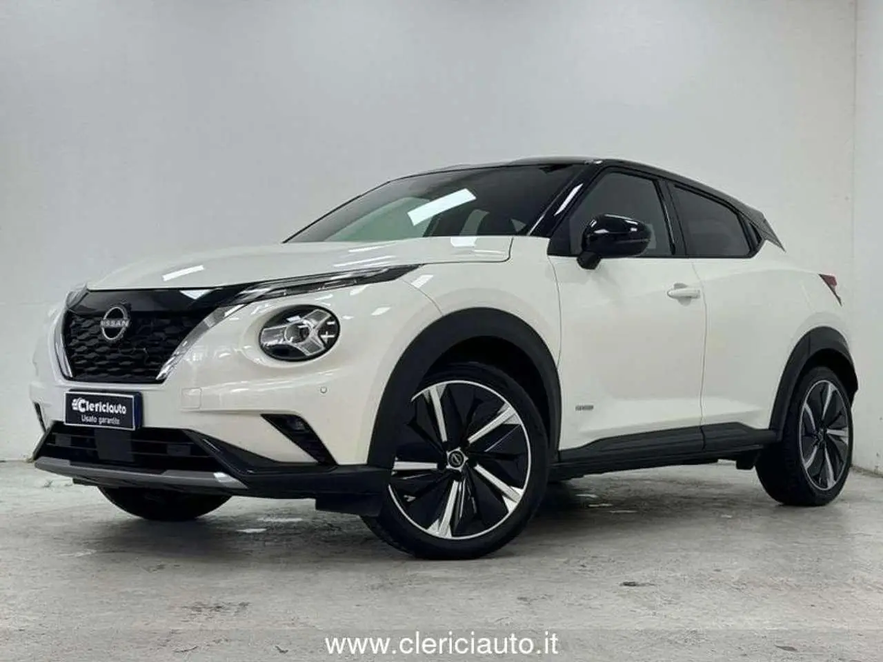 Photo 1 : Nissan Juke 2023 Hybrid