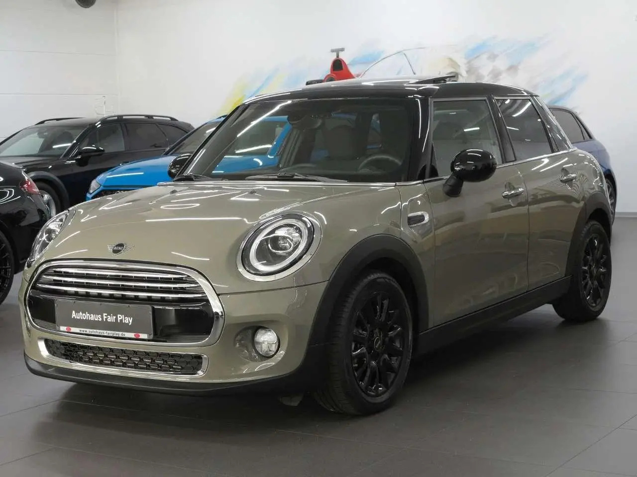 Photo 1 : Mini Cooper 2019 Petrol