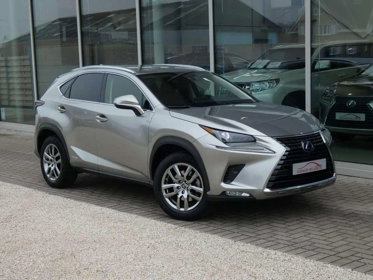 Photo 1 : Lexus Nx 2021 Hybride