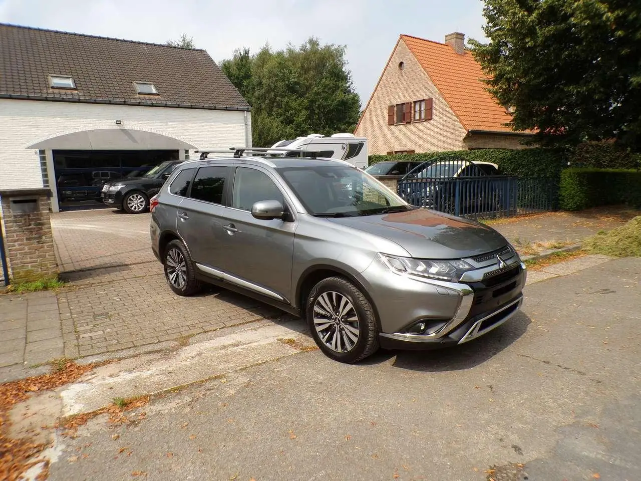 Photo 1 : Mitsubishi Outlander 2020 Petrol