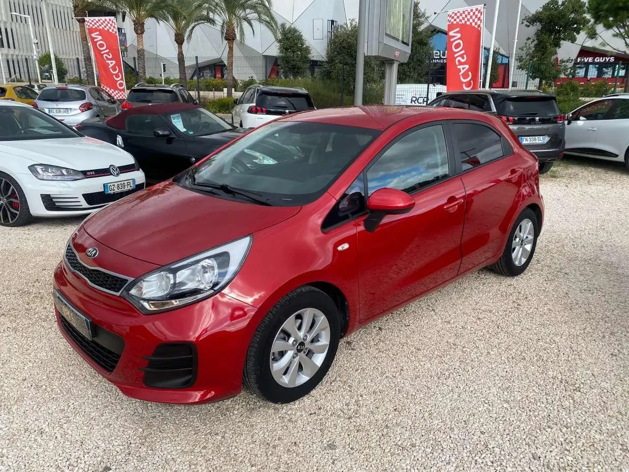 Photo 1 : Kia Rio 2015 Petrol