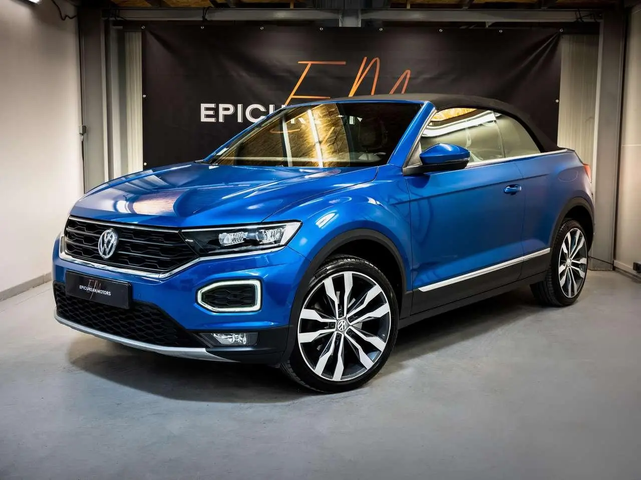 Photo 1 : Volkswagen T-roc 2020 Essence