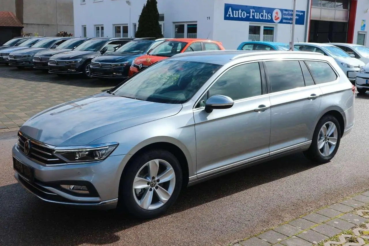 Photo 1 : Volkswagen Passat 2023 Diesel