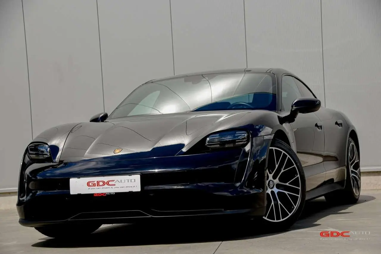 Photo 1 : Porsche Taycan 2021 Electric