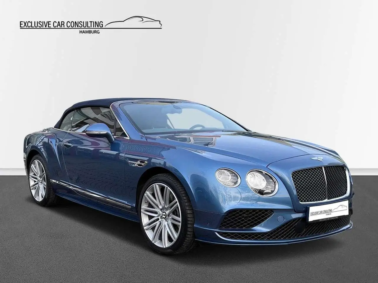 Photo 1 : Bentley Continental 2017 Essence