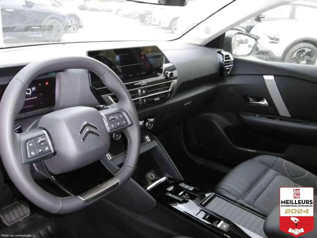 Photo 1 : Citroen C4 2024 Essence