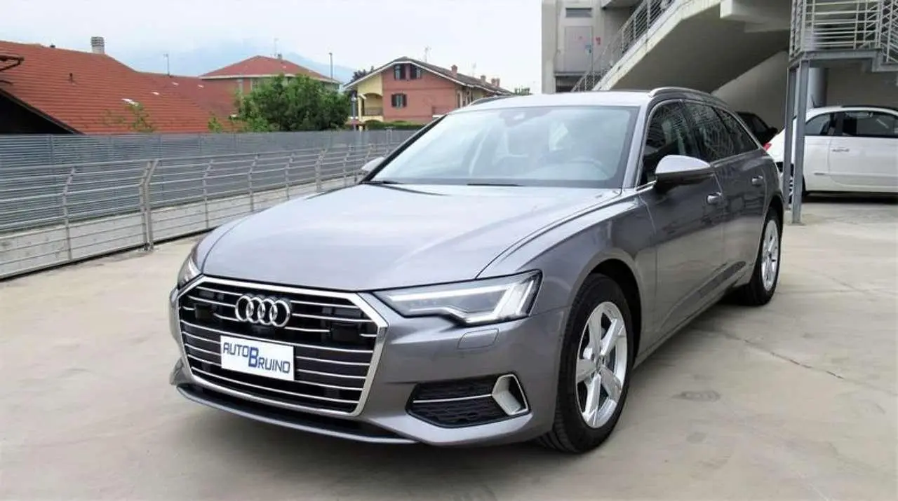 Photo 1 : Audi A6 2020 Hybride