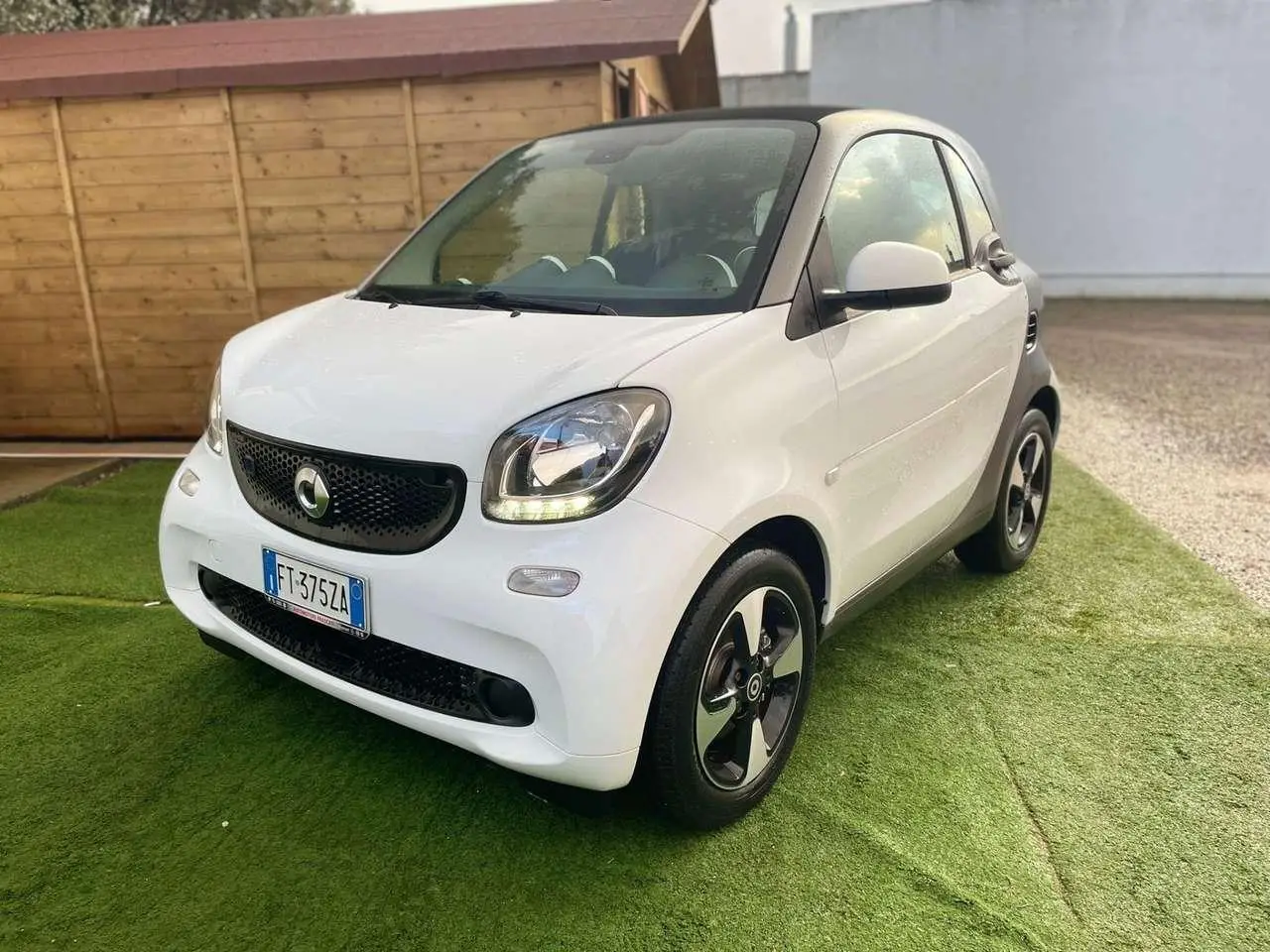 Photo 1 : Smart Fortwo 2019 Electric