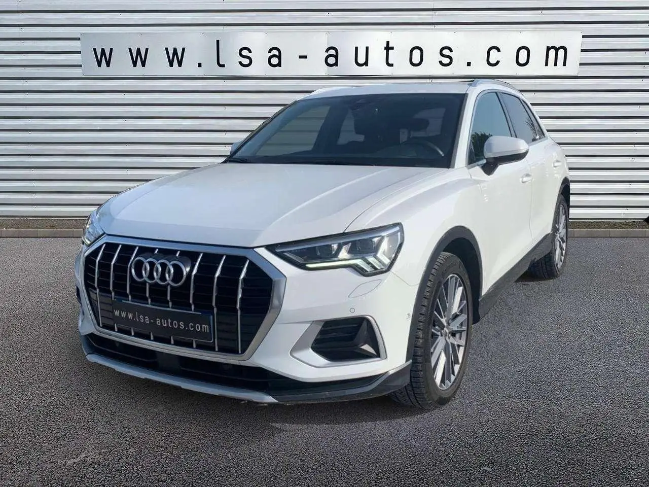 Photo 1 : Audi Q3 2020 Essence