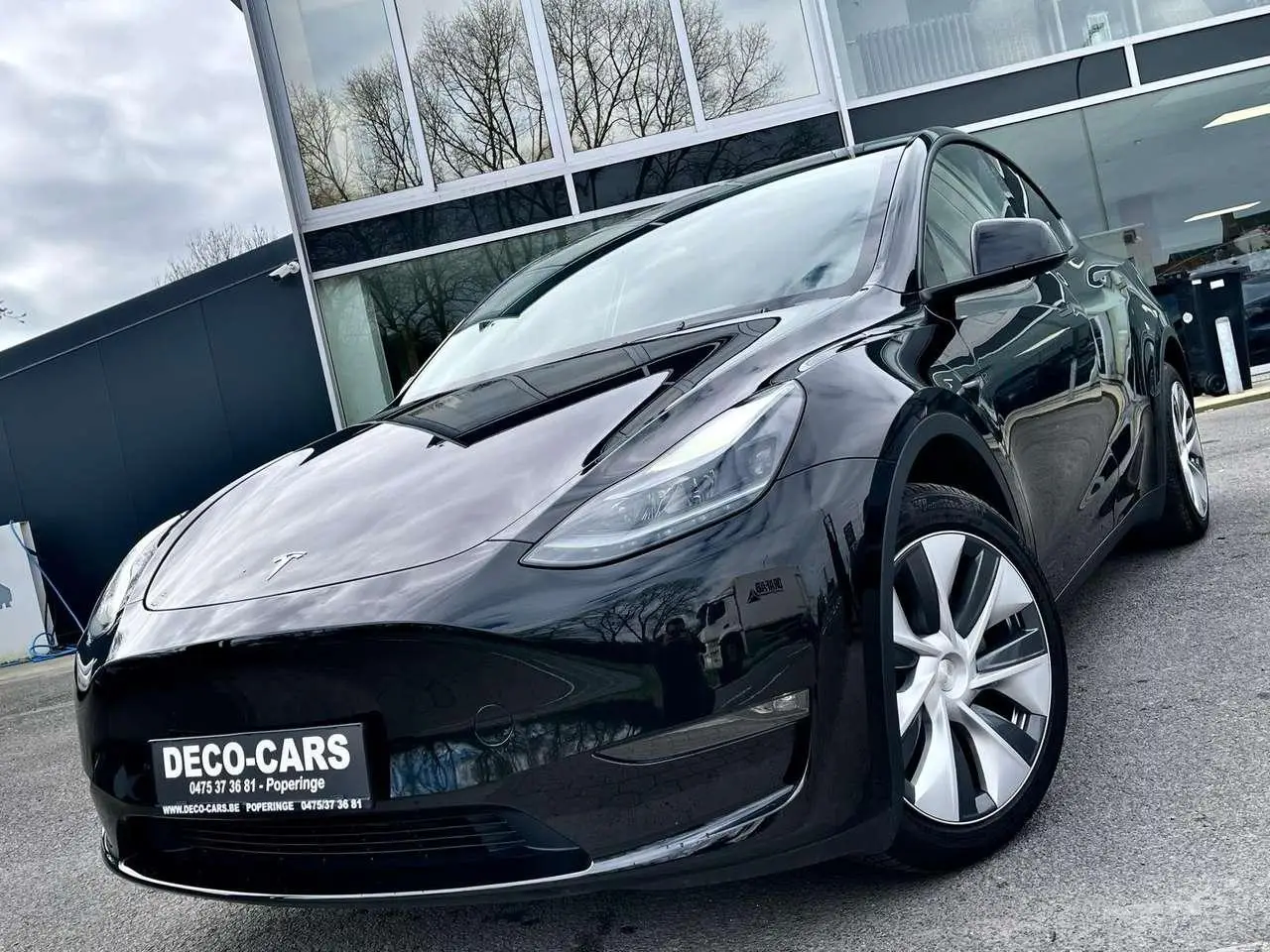 Photo 1 : Tesla Model Y 2022 Électrique