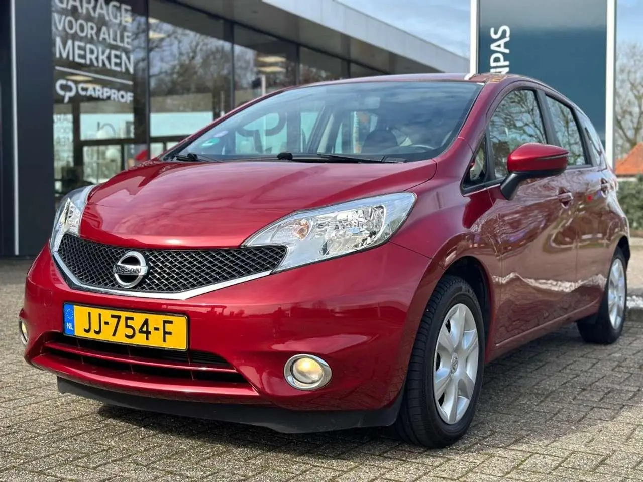 Photo 1 : Nissan Note 2016 Petrol