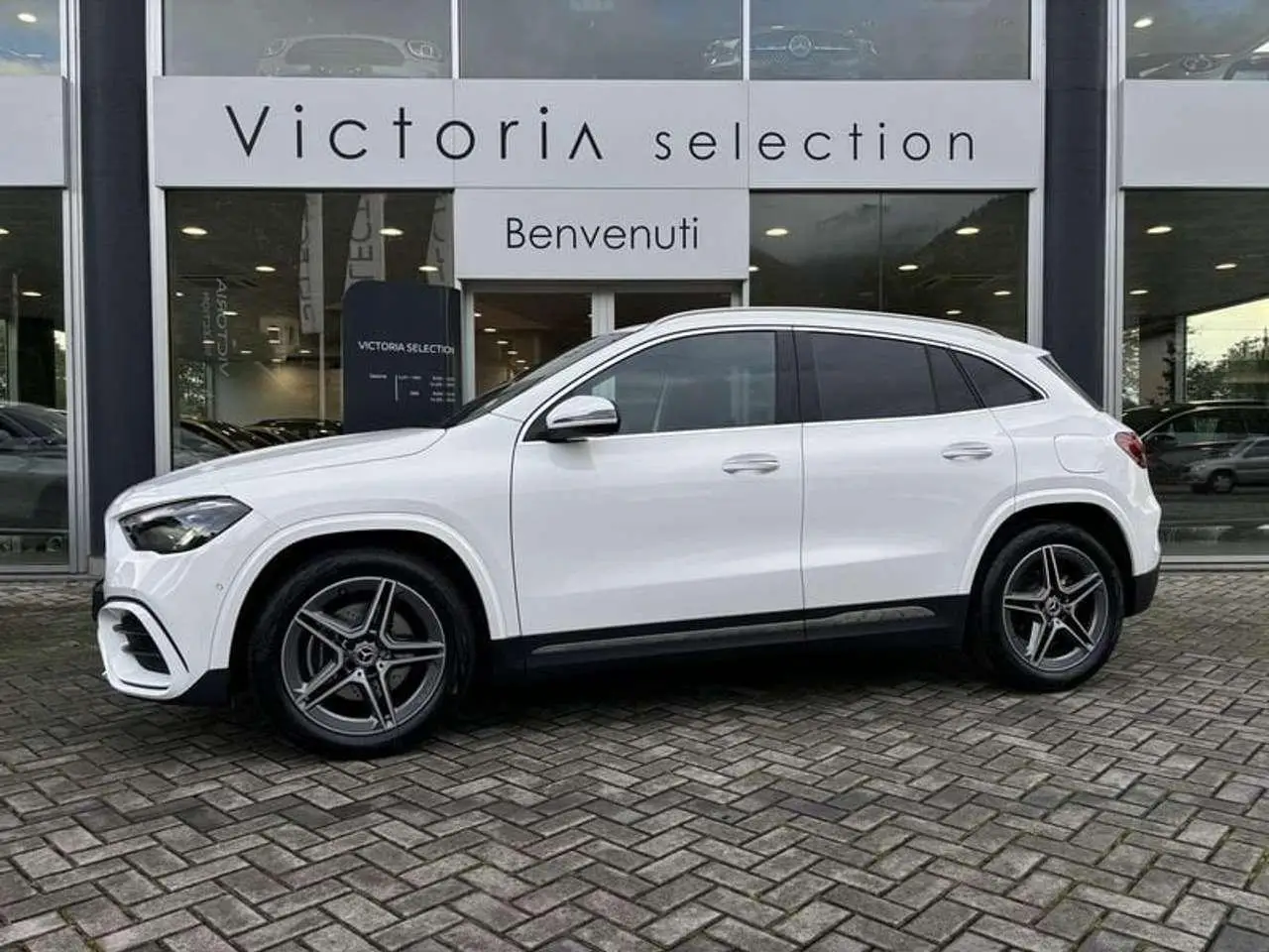 Photo 1 : Mercedes-benz Classe Gla 2024 Hybrid