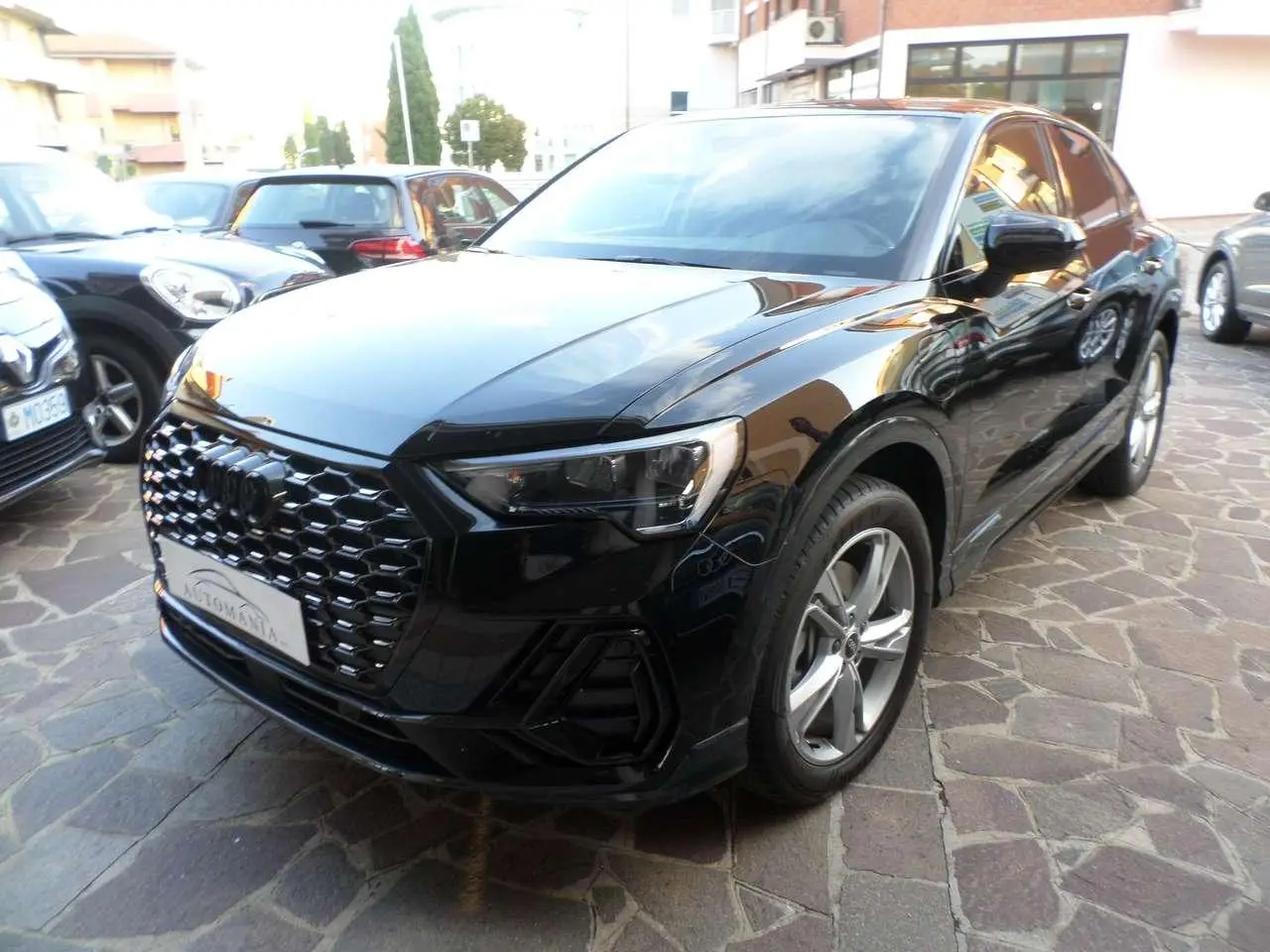 Photo 1 : Audi Q3 2022 Hybride