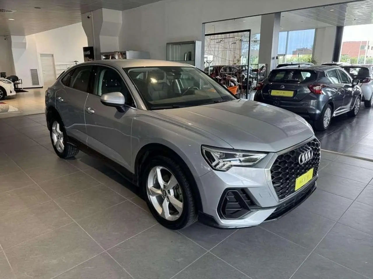 Photo 1 : Audi Q3 2019 Diesel