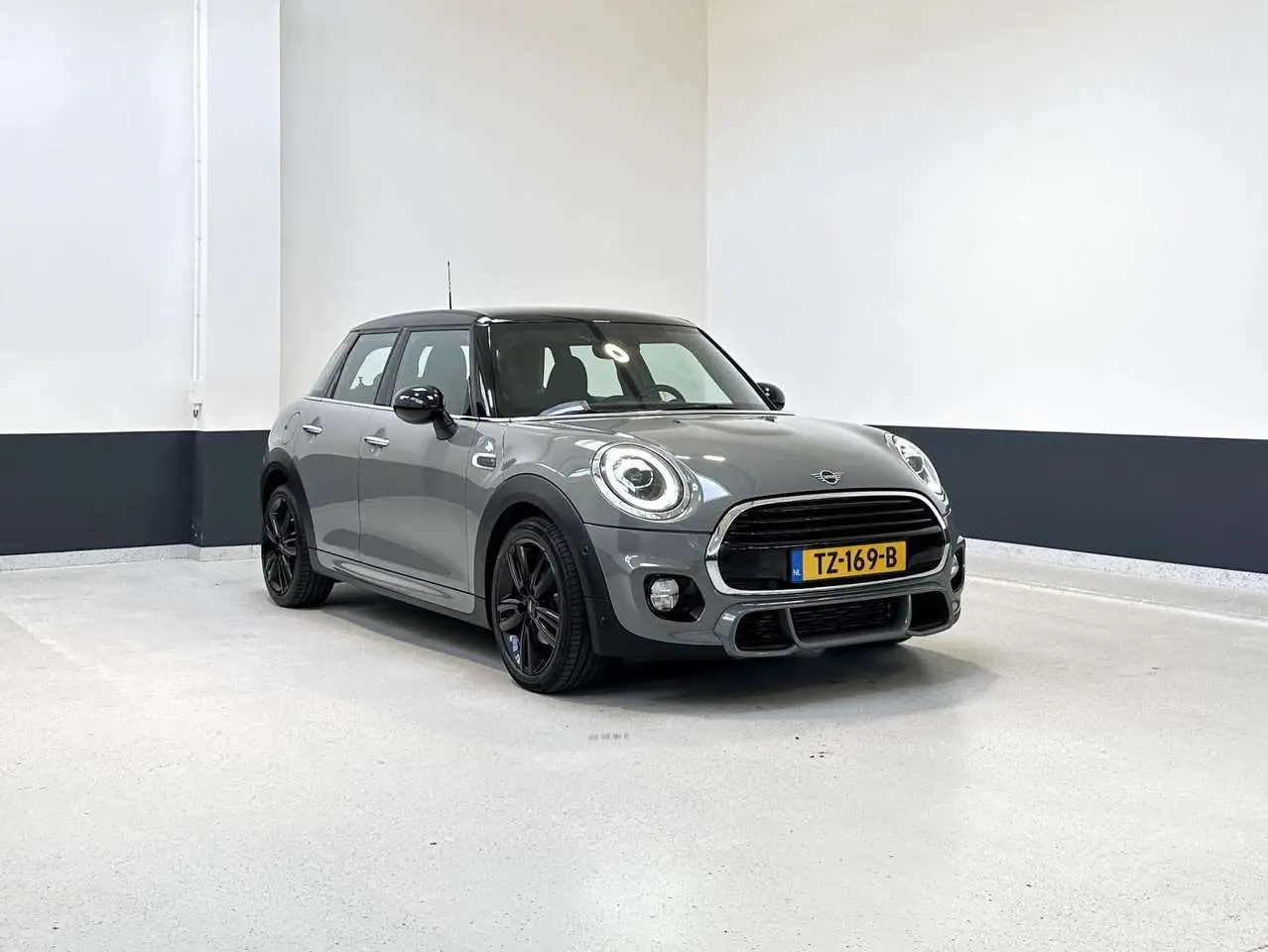 Photo 1 : Mini John Cooper Works 2018 Petrol