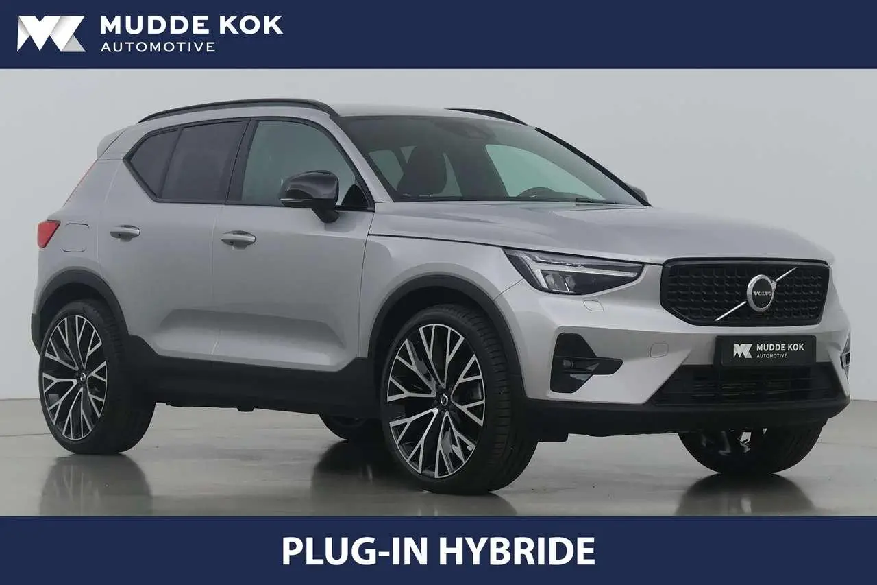 Photo 1 : Volvo Xc40 2023 Hybrid