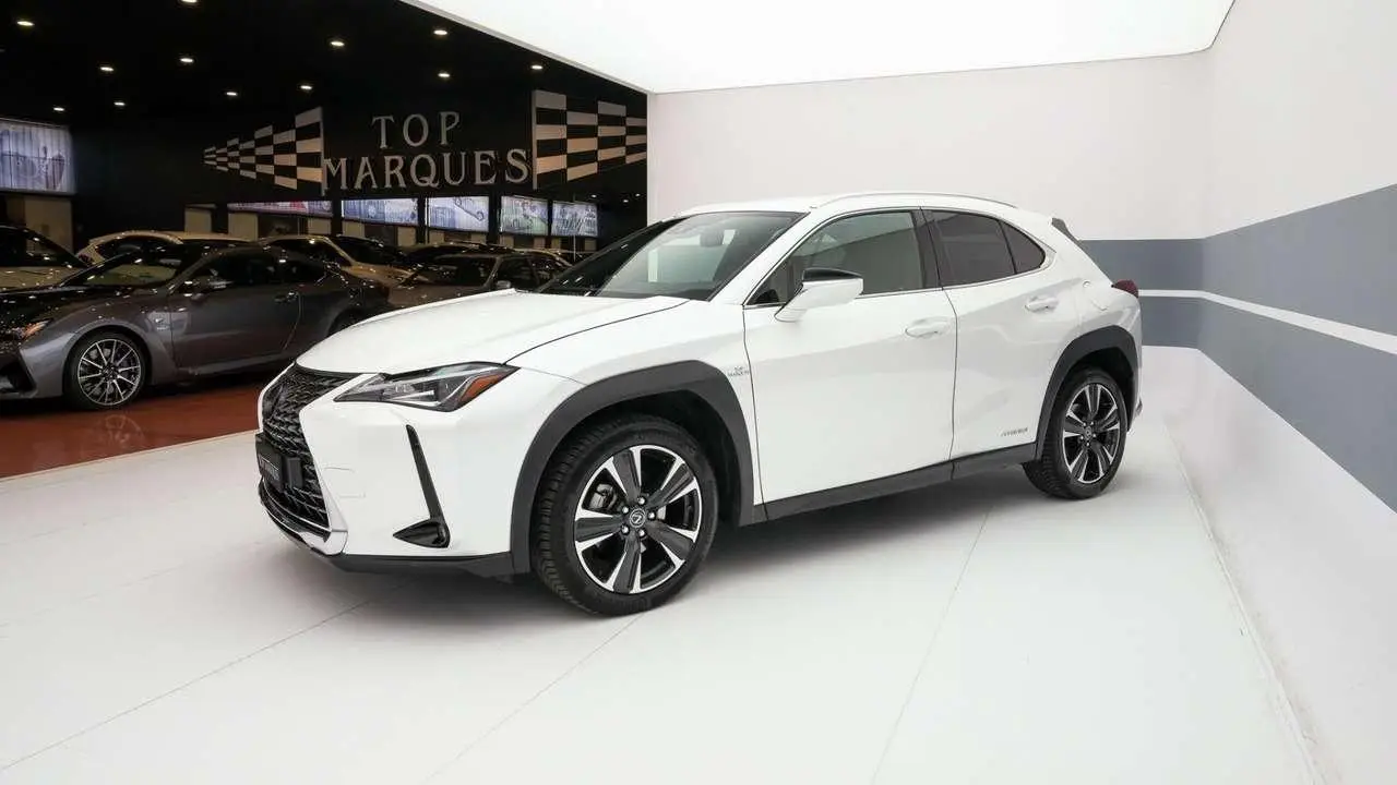 Photo 1 : Lexus Ux 2019 Hybrid