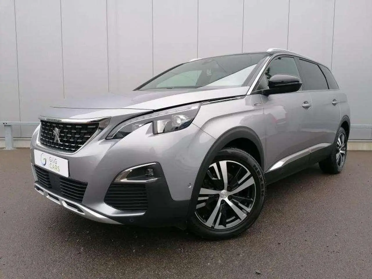 Photo 1 : Peugeot 5008 2019 Essence