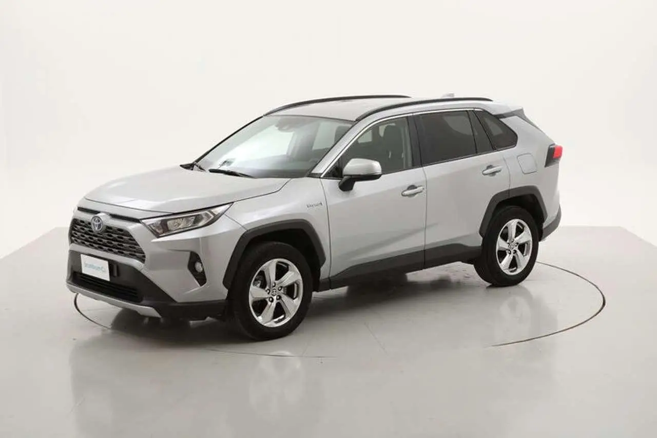 Photo 1 : Toyota Rav4 2021 Hybrid