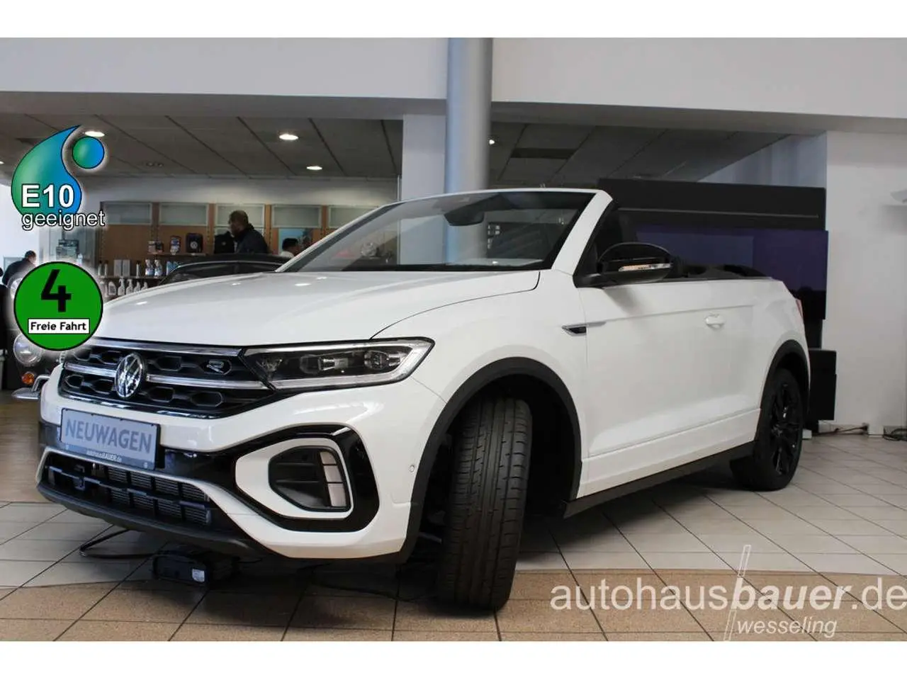 Photo 1 : Volkswagen T-roc 2023 Petrol