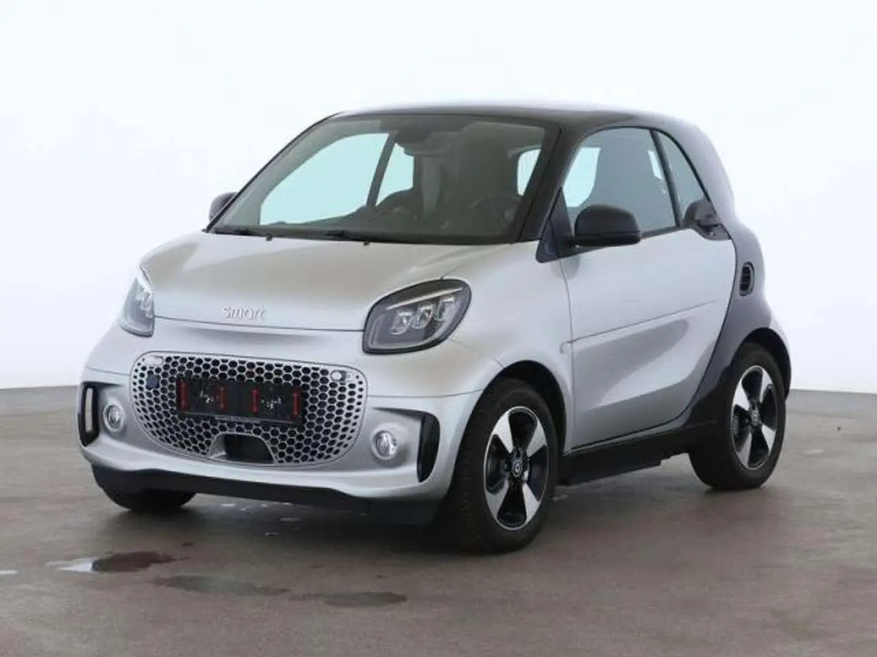 Photo 1 : Smart Fortwo 2023 Electric