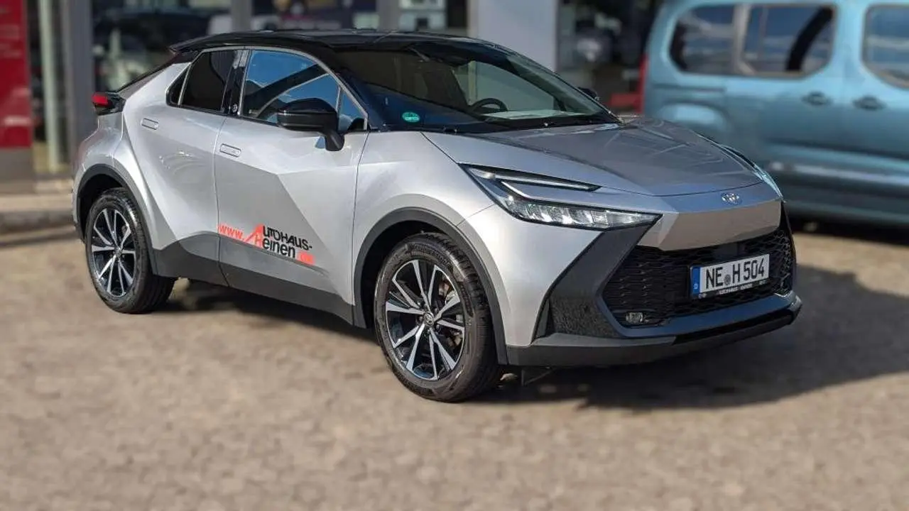 Photo 1 : Toyota C-hr 2024 Hybrid