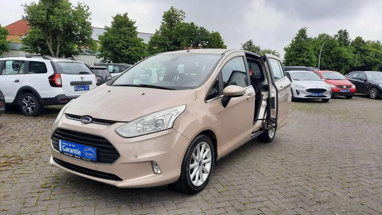 Photo 1 : Ford B-max 2017 Essence