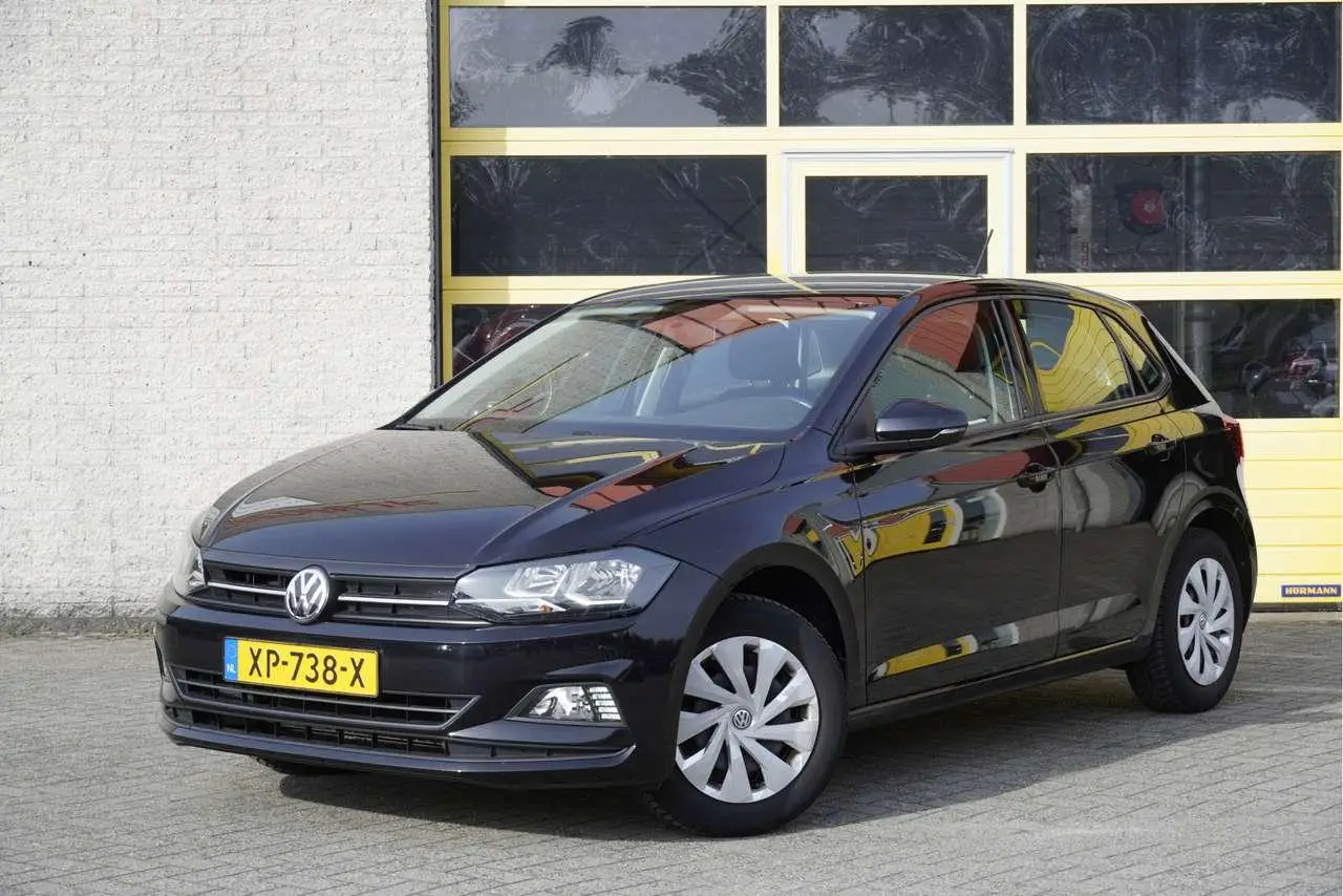 Photo 1 : Volkswagen Polo 2019 Petrol