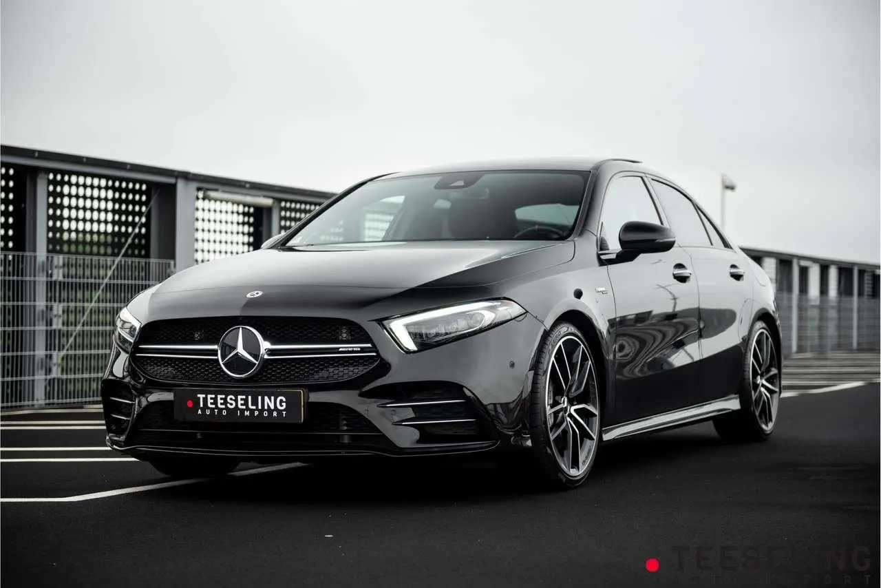 Photo 1 : Mercedes-benz Classe A 2021 Petrol